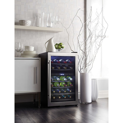 Cave à vin Danby (DWC040A3BSSDD) - Acier inoxydable